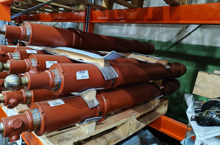 Гидроцилиндр ЦГ-125.90х1300.55 (КО-499 0317000)
